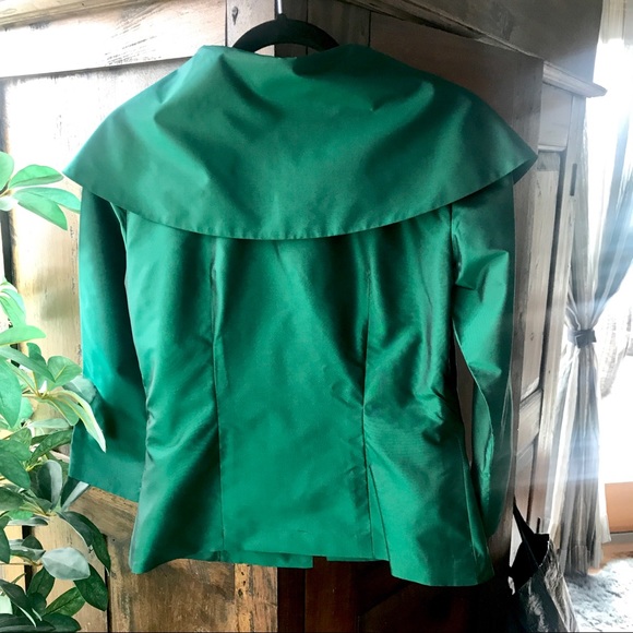 DONCASTER , 100% silk Evening Jacket ! STUNNING 😎 - Picture 9 of 14